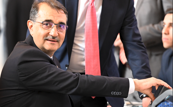 Amacımız gazda da petrolde de kendi kendimize yeterlilik