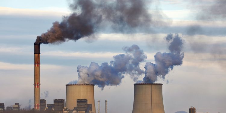 Fosil yakıtlardan hızla uzaklaşma adımı atılıyor