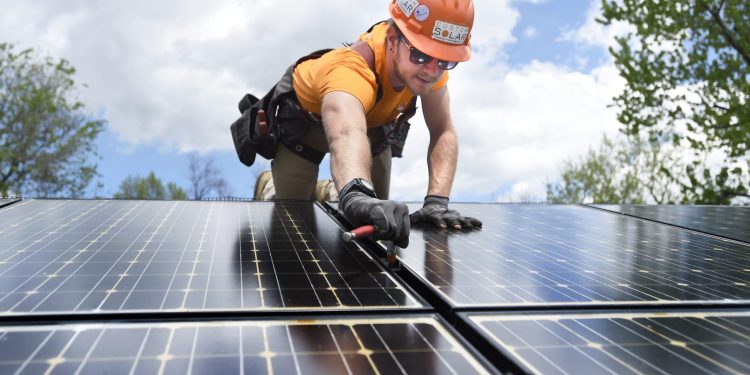 2033 yılına kadar 500 MW güneş gücü beklentisi