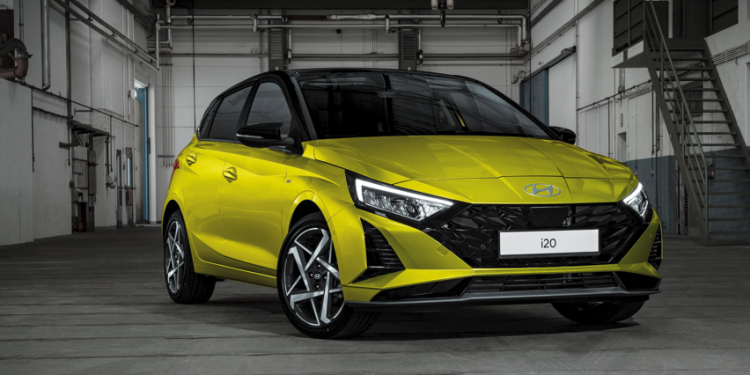 Hyundai Yeni i20 zarif ve sportif tasarımla ön planda
