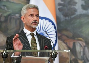 Hindistan ham petrol yaptırımlarına karşı