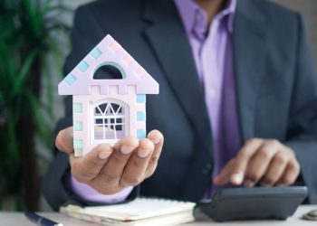 Bankaların kredi uygulaması konut satışını frenliyor