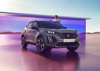 Peugeot 2008 yeni yüzüyle sınıf atlama hamlesinde