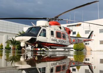 Sahil güvenliği havadan destekleyen iş birliği