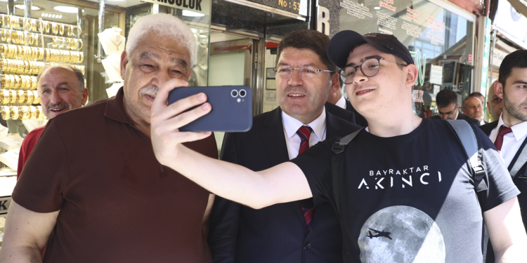 Konut kiralarında yüzde 25 sınırı 1 yıl daha uzatıldı