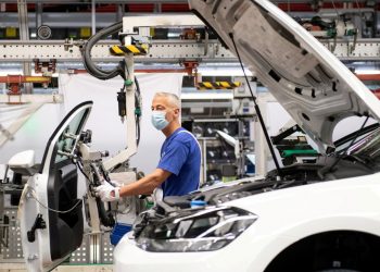 Alman sanayiciler, ekonomide durgunluk bekleyişine girdi