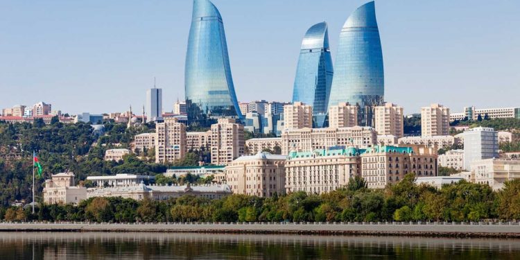 Azerbaycan “serbest” ekonomi adımlarını hızlandırıyor