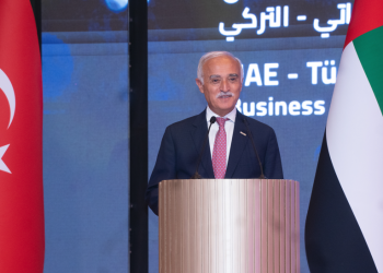 İş dünyası Körfez için kolları sıvadı