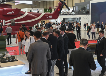 Türkiye’nin savunma vitrini yabancılarda “göz doldurdu”