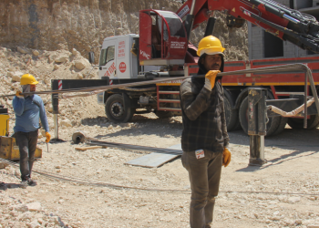 Depremzede konutlar için TOKİ ve Emlak konut devrede