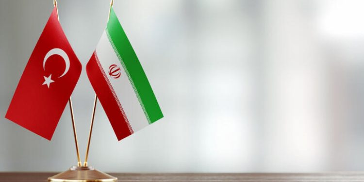 İranlı şirketler Türkiye ile iş birliğini artırma niyetinde