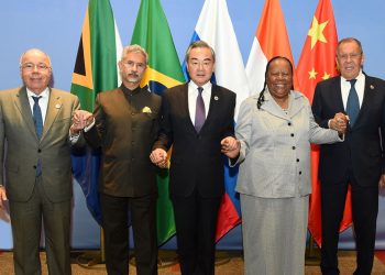 Putin’den BRICS için ortak para mesajı