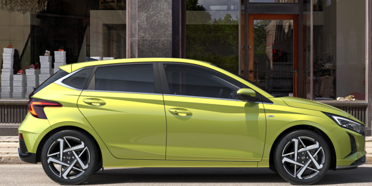 Hyundai i20 yeni yüzüyle yollarda boy gösterdi