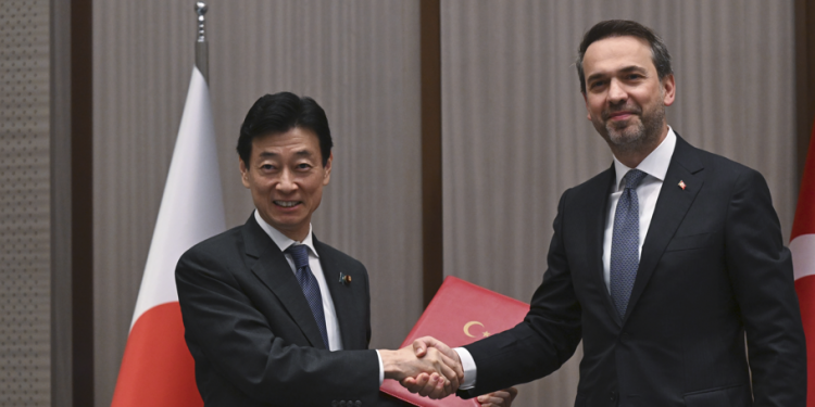 Karadeniz ve Gabar ile enerji atılımı sürecek