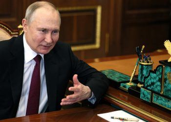 Akaryakıt fiyatından dolayı hükümeti uyardı