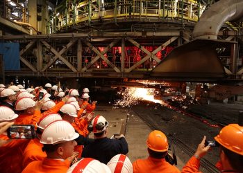 Erdemir yarınlar için ürütmeye devam edecek