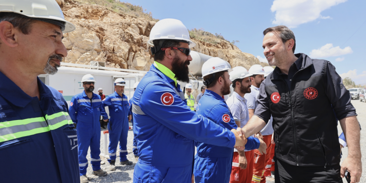 Üretim ve tüketimde alternatif çözümler için kollar sıvandı