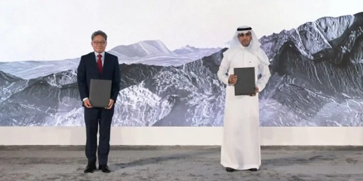 Güney Kore gözünü Arabistan’a çevirdi