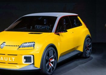 Renault, Türkiye yatırımını ileriye dönük düşünüyor