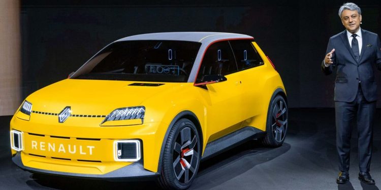 Renault, Türkiye yatırımını ileriye dönük düşünüyor