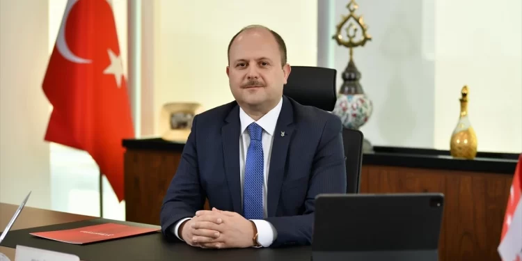 Reel sektöre destek vermeye devam edeceğiz