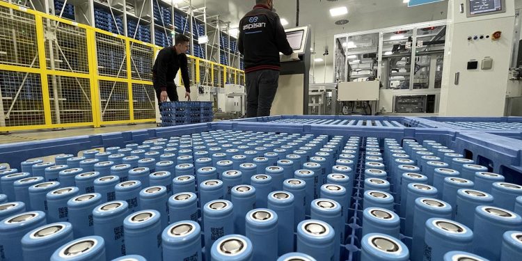 Milli bataryalar sivil havacılık görevine hazırlanıyor