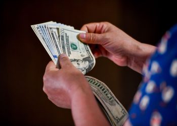 Türk şirketler yabancı varlıkları çekmeye başladı