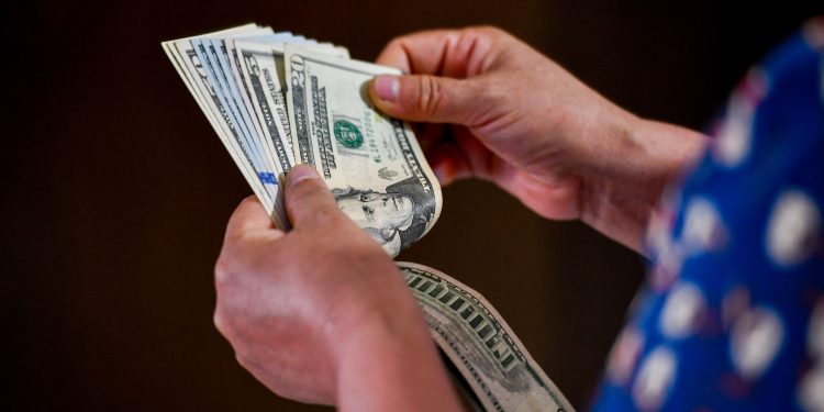 Türk şirketler yabancı varlıkları çekmeye başladı