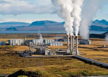 Jeotermal potansiyeli geliştirmek için yeni yatırımlar şart