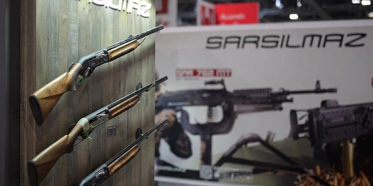 En büyük silah fuarında “Sarsılmaz” ön plana çıktı