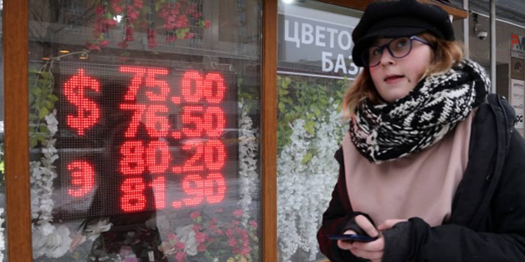 Rusya, Çin ile yuan cinsi kredi için kulis yapıyor