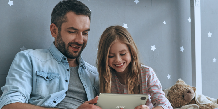 Evde eğlence konforu  Acer ile katlanıyor