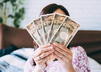 Japonlar Yen’in yenilmesinden endişeli