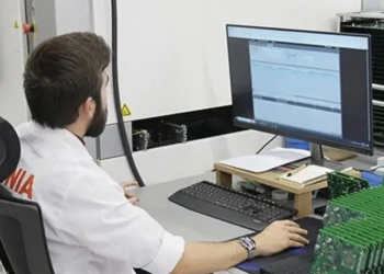 Milli uyduların elektronik   kartlarının üretildiği tesis büyüyor