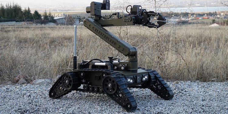 Türk güvenlik robotları   ABD’de vitrine çıktı