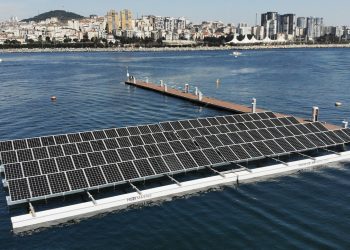 Türkiye yenilenebilir enerjide  “yüzer GES” ile yeni döneme hazırlanıyor