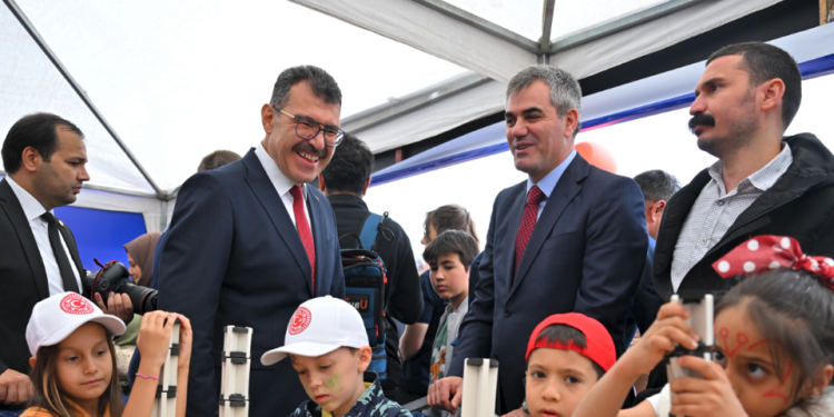 Milli teknolojide hamleler hız kesmeden sürecek