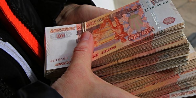 Rus vatandaşlar konut talebinden vazgeçmedi