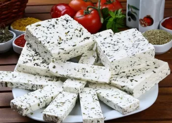 Otlu peyniri tadını  kaçırmasına set çekildi