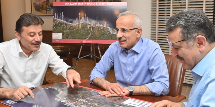 Yollar “çelik ağlarla” daha güvenli hale getiriliyor