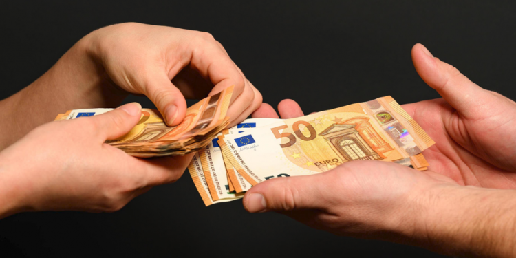 Avro’nun rezerv para  tahtı sallantıda mı?