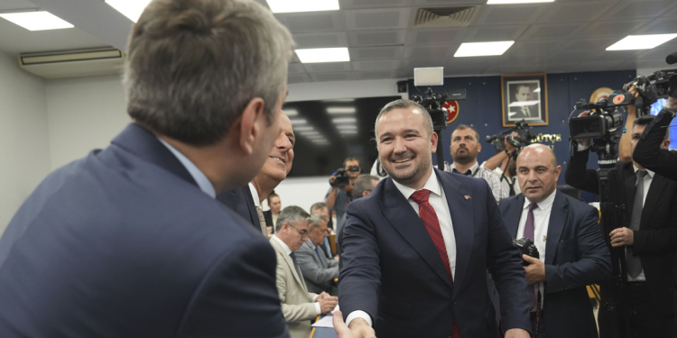 Fiyatta istikrar korunup dezenflasyona geçilecek