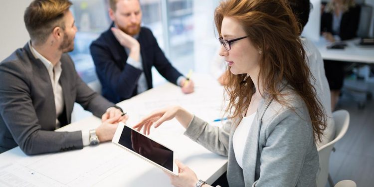 Bankacılık sektörünün kredi hacmi geriliyor