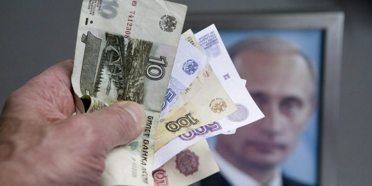 Rusya’da işsizlik gerilerken “iş gücü açığı” sürüyor