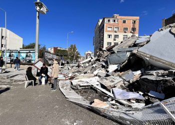 Son  depremlerde 1 milyondan fazla yapı hasar gördü