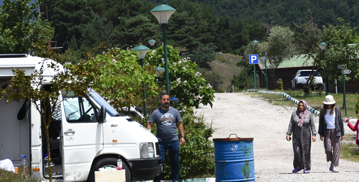 Kamp alanı ve karavanlara tesis ve plan düzenlemesi