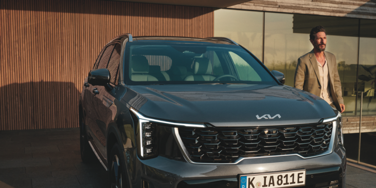 Kia Sorento yenilenen yüzüyle Türkiye’de!