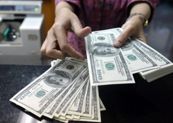 Sıkı para politikasının devam etmesi gerekiyor