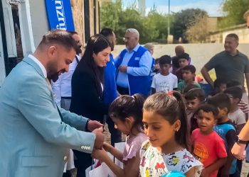 Fuzul’den Adıyaman’daki öğrencilere kırtasiye desteği