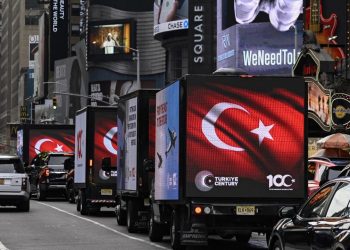 New York Times Meydanı’ndan Türkiye’ye yatırım mesajı